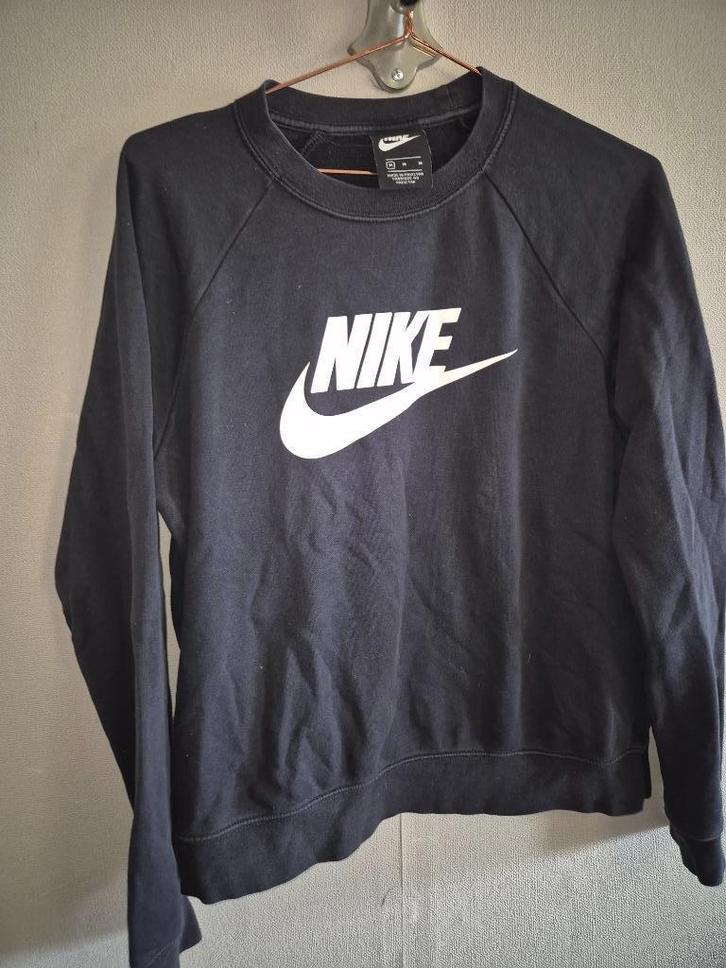 Nike sweater M zwart met witte opdruk, Kleding | Dames, Tops, Zo goed als nieuw, Maat 38/40 (M), Zwart, Lange mouw, Ophalen of Verzenden