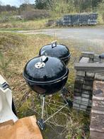 2 x Weber BBQ plus originele Weber bijzet tafel, Weber., Gebruikt, Ophalen, Met accessoires