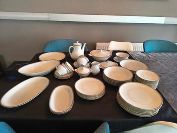 winterling bavaria  compleet serviesgoed beschikbaar voor biedingen