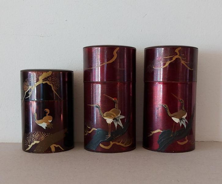 Vintage 3 theebusjes Japans lakwerk kraanvogel, Antiek en Kunst, Curiosa en Brocante, Ophalen of Verzenden