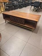 Nieuwe icathcers hexagon salontafel walnoot 140x65cm €185, Huis en Inrichting, Ophalen, ., Nieuw, .