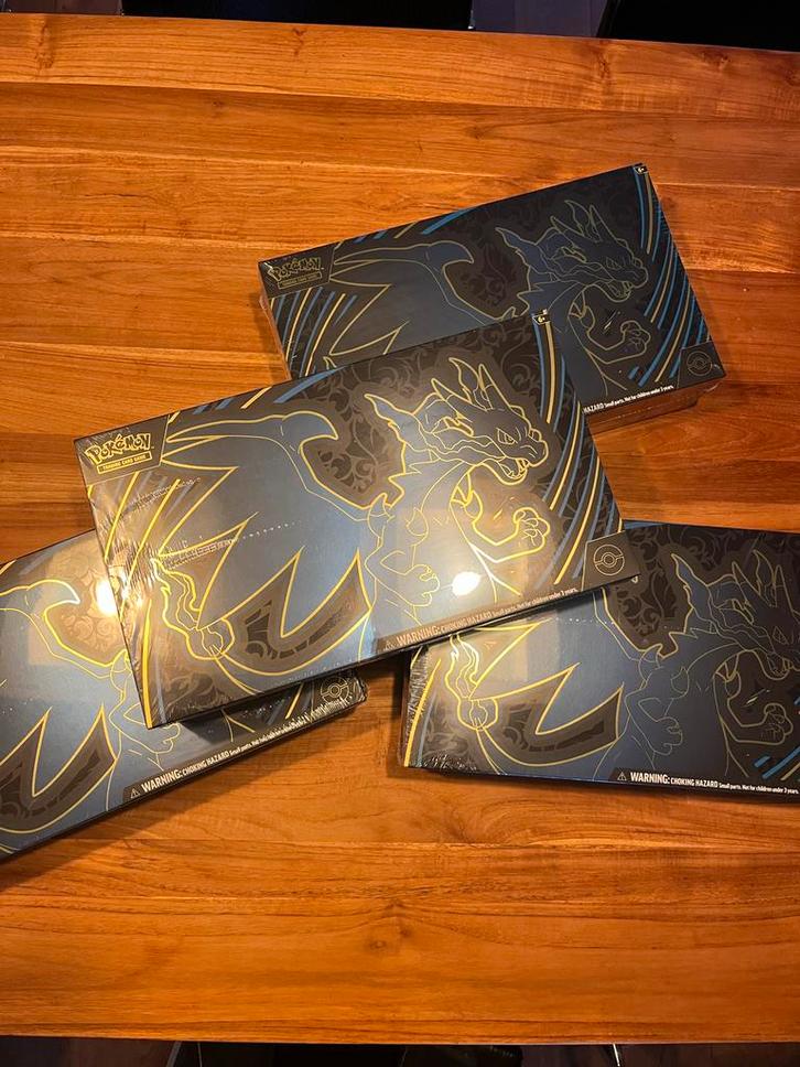 Pokémon Mega Charizard Ultra Premium Collection, Hobby en Vrije tijd, Verzamelkaartspellen | Pokémon, Nieuw, Overige typen, Foil