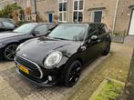 NIEUWE APK Mini Clubman 1.5 Cooper AUT 2016 Zwart, Auto's, Mini, 136 pk, Zwart, Origineel Nederlands, Stationwagon