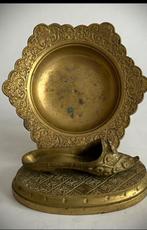 Antieke bronzen diya (olielamp), Antiek en Kunst, Ophalen of Verzenden, Brons