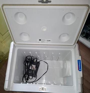 Campingaz Koelbox 40L (€50) beschikbaar voor biedingen
