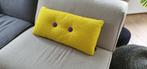 Hay kussen 2 dots, Huis en Inrichting, Ophalen, Zo goed als nieuw, Geel, Rechthoekig