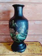 Japanse lak vaas op voet, Antiek en Kunst, Ophalen of Verzenden