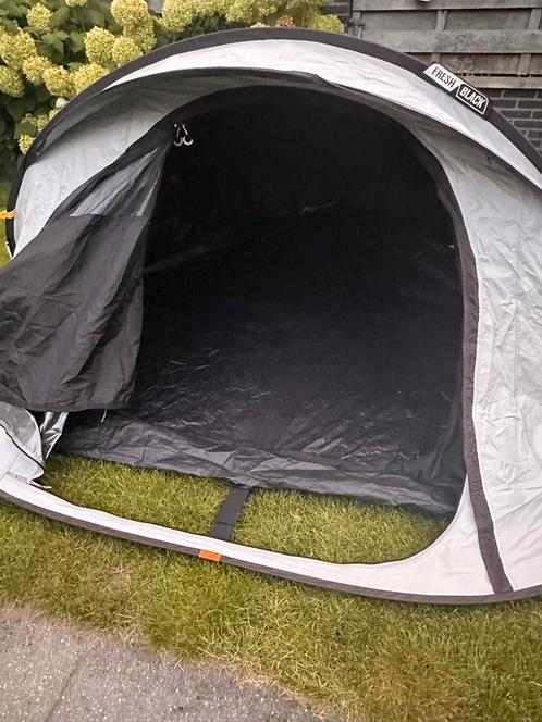 Queshua 2 Seconds Fresh & Black 3 persoons tent, Caravans en Kamperen, Tenten, tot en met 3, Zo goed als nieuw, Ophalen of Verzenden