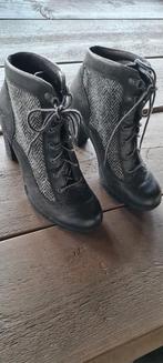 Timberland Laarsjes Zwart Maat 38.5, Zwart, Lage of Enkellaarzen, Ophalen of Verzenden, Zo goed als nieuw