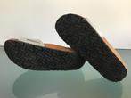 GRATIS VERZENDEN | BIRKENSTOCK zilveren slippers 38, Kleding | Dames, Schoenen, Slippers, Overige kleuren, Verzenden, Zo goed als nieuw