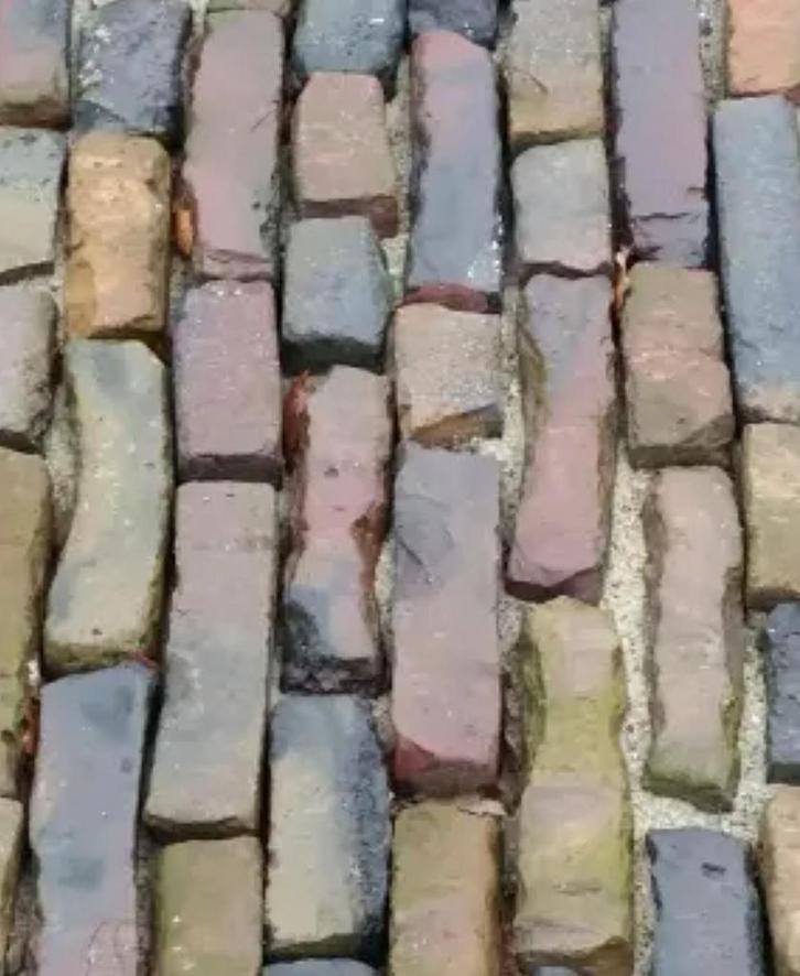 Gebroken Waaltjes - 17m2 - Gepalleteerd, Tuin en Terras, Tegels en Klinkers, Gebruikt, Klinkers, Beton, 10 m² of meer, Ophalen