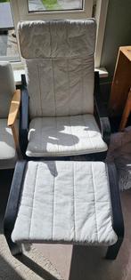 Poäng Ikea stoel, met voetenbankje, Huis en Inrichting, Stoelen, Ophalen, Gebruikt, Wit, Eén