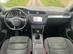 Volkswagen Tiguan 1.4 TSI Connected Series Pano / Trekhaak /, Auto's, Volkswagen, Voorwielaandrijving, Stof, Gebruikt, 4 cilinders