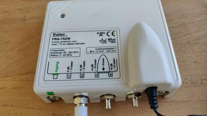 Technetix-Tratec FRA752/N antenneversterker, Audio, Tv en Foto, Televisie-accessoires, Zo goed als nieuw, Ophalen