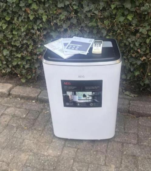 AEG AXP 26 U 338 CW Mobiele airconditioner klassa A, Witgoed en Apparatuur, Airco's, Afstandsbediening, Ophalen of Verzenden