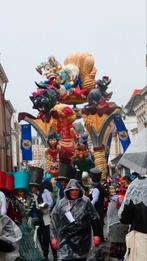 Carnavalswagen Un bal Royal, Ophalen, Carnaval