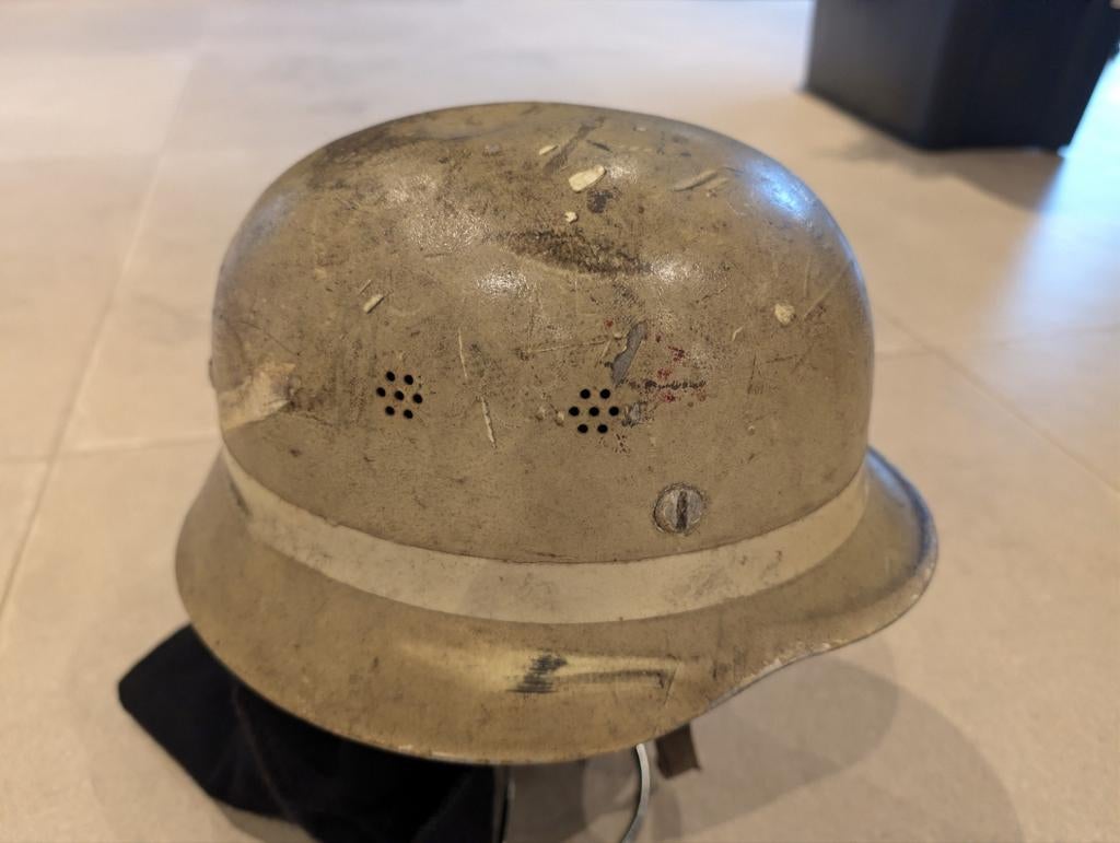 Duitse Brandweerhelm Linnemann-Schnet Nachleuchtend, Ophalen of Verzenden, Overige soorten, Duitsland, Helm of Baret