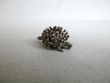 Oude bedel zilver Egel beschikbaar voor biedingen