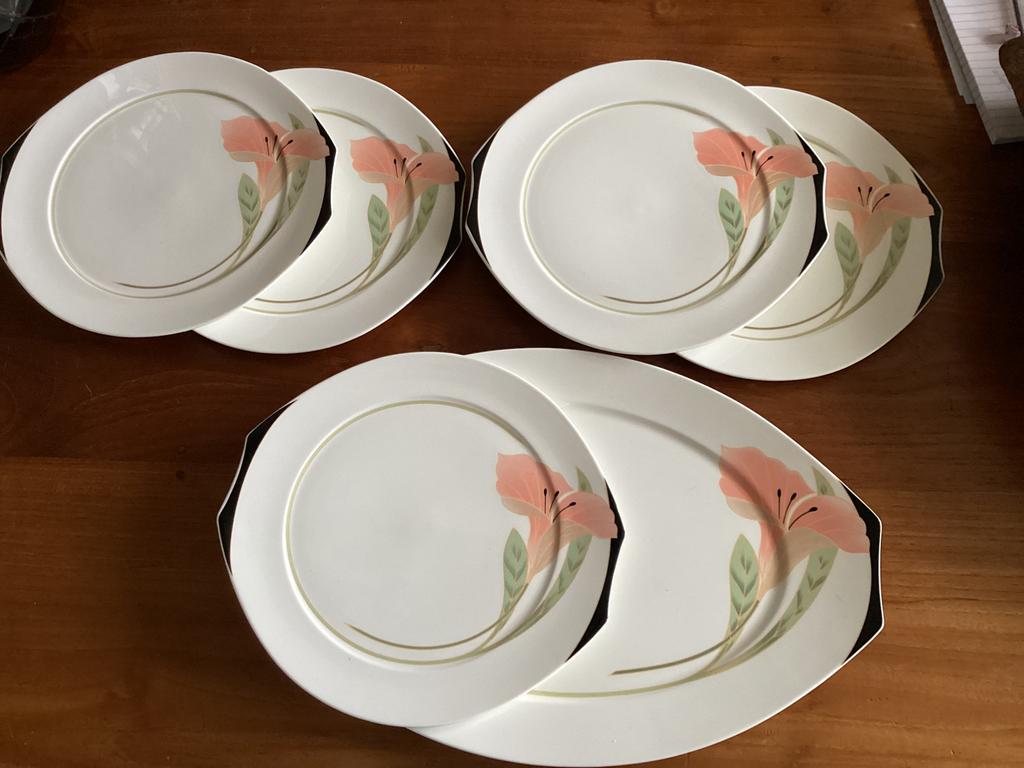 Villeroy & Boch - Iris - borden en schaal., Huis en Inrichting, Keuken | Servies, Nieuw, Ophalen of Verzenden, Bord(en), Overige stijlen