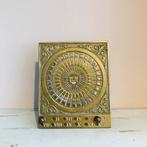 Vintage messing eeuwige kalender, zonnekalender, Antiek en Kunst, Verzenden, Koper