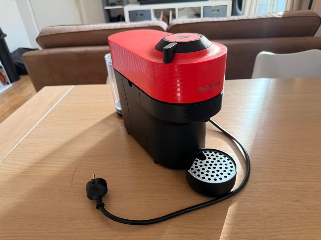 Nespresso vertue, Nette staat inclusief koffiecupjes, Ophalen of Verzenden, Zo goed als nieuw, Koffiemachine