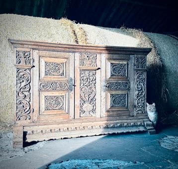 *Uniek kloosterkast dressoir brocante antiek zeldzaam item * beschikbaar voor biedingen