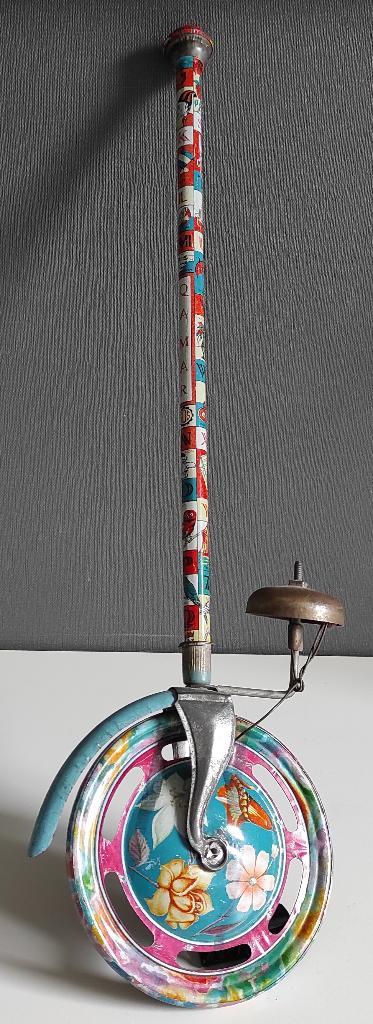 Loopwiel met belletje, Antiek en Kunst, Antiek | Speelgoed, Ophalen