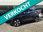 Volvo XC40 2.0 B4 Plus Dark, Gebruikt, Euro 6, 4 cilinders, Zwart