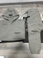 Essentials Trainingspak Fear Of God Dark Oat (XS-S-M-L-XL), Kleding | Heren, Ophalen of Verzenden, Nieuw
