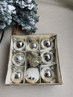 Oude kleine zilveren kerstballen, Diversen, Kerst, Ophalen of Verzenden, Gebruikt