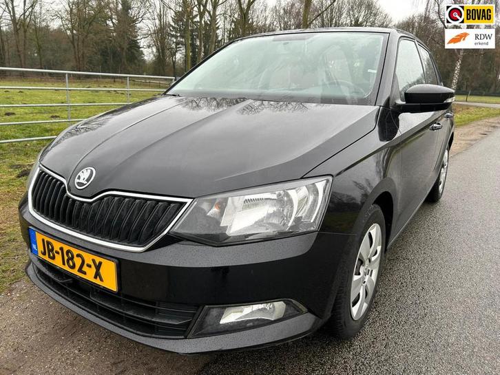 Skoda Fabia 1.0 Active pas 61.917km prachtige auto, Auto's, Skoda, Bedrijf, Te koop, Fabia, ABS, Airbags, Airconditioning, Boordcomputer