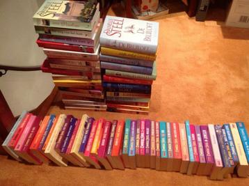 Danielle Steel romans +/- 50 stuks, 1x gelezen beschikbaar voor biedingen