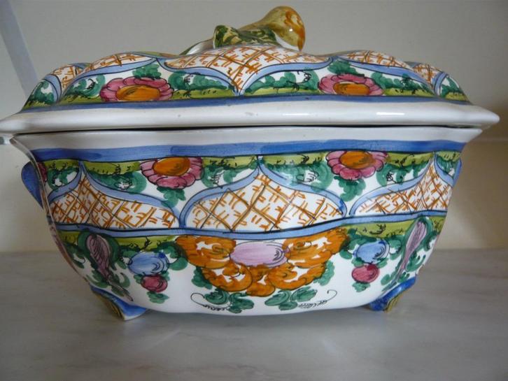 Griekse dekschaal fruitschaal terrine van 1985 25x27x20 cm, Antiek en Kunst, Curiosa en Brocante, Ophalen of Verzenden