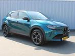 Alfa Romeo Junior Elettrica Speciale 54 kWh VOORRAAD KORTING, Auto's, Automaat, Gebruikt, 156 pk, SUV of Terreinwagen