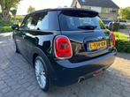 Mini Cooper 1.5 Pepper Serious Business Automaat, Xenon, 136 pk, Gebruikt, 4 stoelen, Zwart