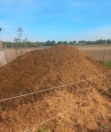 Paardenmest op basis van mest & vlas beschikbaar voor biedingen