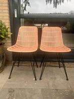 HK living rotan eetkamerstoelen in zalmroze, Huis en Inrichting, Ophalen, Gebruikt, Overige kleuren, Twee