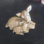 Lieflijk hertenbeeldje, Ophalen, Zo goed als nieuw, Kunststof, Dierenbeeld
