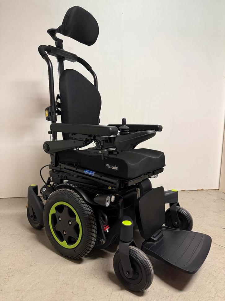 Elektrische Rolstoel Quickie Q400M 6/h, Diversen, Rolstoelen, Zo goed als nieuw, Elektrische rolstoel, Ophalen