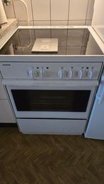 Siemens keramisch fornuis met hete lucht oven., Ophalen, Gebruikt, Keramisch, 4 kookzones