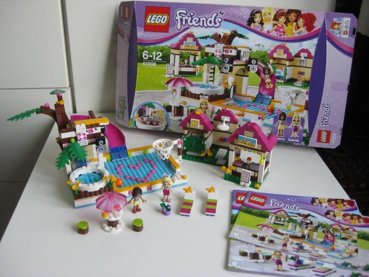 Lego friends Heartlake zwembad nr. 41008, Kinderen en Baby's, Speelgoed | Duplo en Lego, Zo goed als nieuw, Lego, Complete set