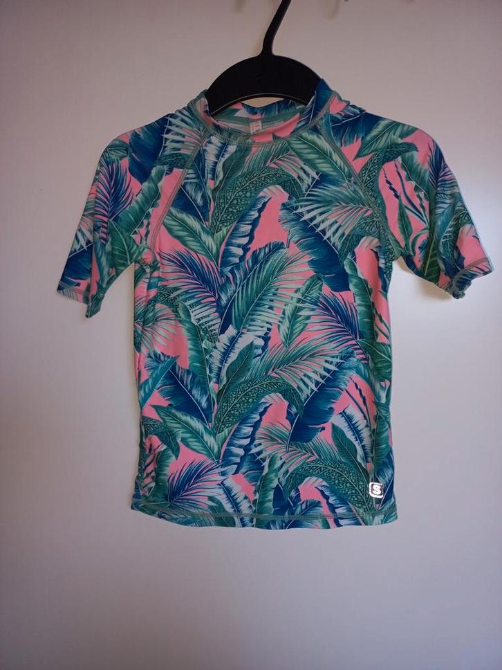 Shiwi rash tee uv beschermer 140/10, Kinderen en Baby's, Kinderkleding | Maat 140, Zo goed als nieuw, Meisje, Sport- of Zwemkleding