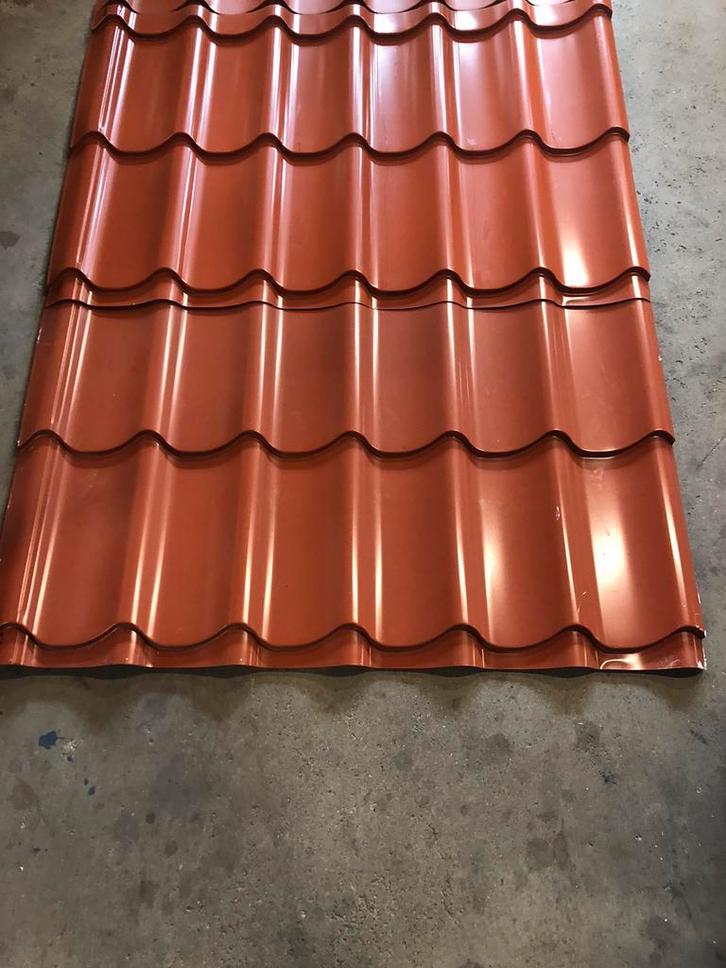 Dakpanplaten, Doe-het-zelf en Verbouw, Dakpannen en Dakbedekking, Zo goed als nieuw, Dakplaat of Dakpanplaat, Metaal, Rood, 15 m² of meer