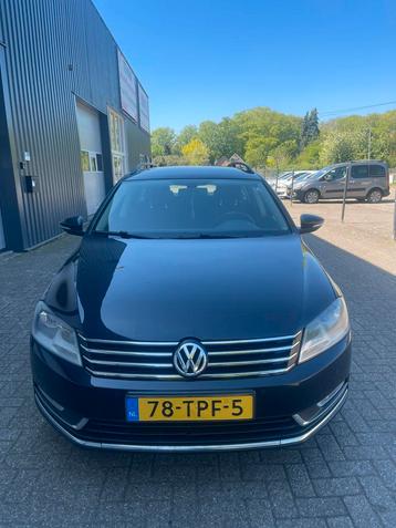 Volkswagen Passat 1.4 TSI 90KW  DSG 2012 WIL NIET ACHTERUIT beschikbaar voor biedingen