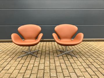 2x Fritz Hansen Swan chair in Cognac leder, NIEUW!!! beschikbaar voor biedingen