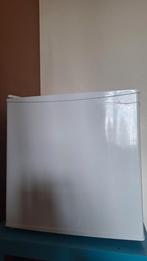 Mini Fridge with freezer, Huis en Inrichting, Ophalen of Verzenden, Zo goed als nieuw