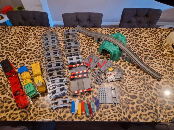 Grote Duplo Trein Set met Veel Rails en Extra's, Kinderen en Baby's, Speelgoed | Duplo en Lego, Duplo, Ophalen of Verzenden