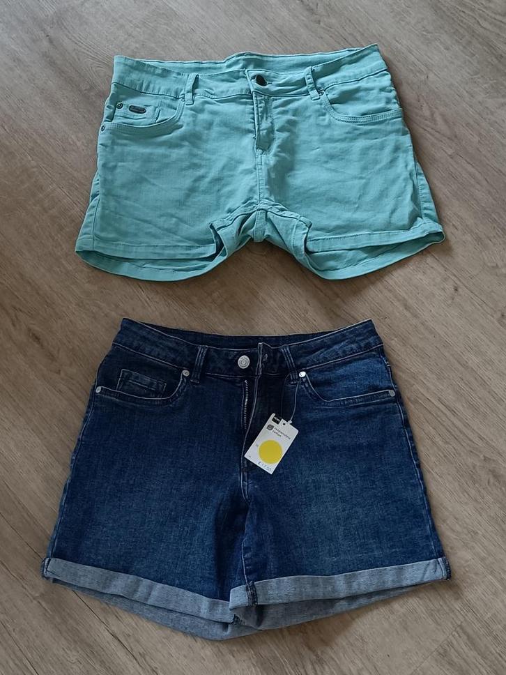 Korte broeken, maat s, Kleding | Dames, Broeken en Pantalons, Zo goed als nieuw, Maat 36 (S), Blauw, Kort, Ophalen of Verzenden