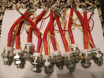 Elektronica Componenten 10 stuks Thyristors 81RK40 beschikbaar voor biedingen