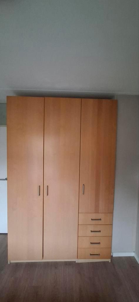 IKEA PAX kledingkast, Huis en Inrichting, Kasten | Kledingkasten, Zo goed als nieuw, 200 cm of meer, 150 tot 200 cm, 50 tot 75 cm